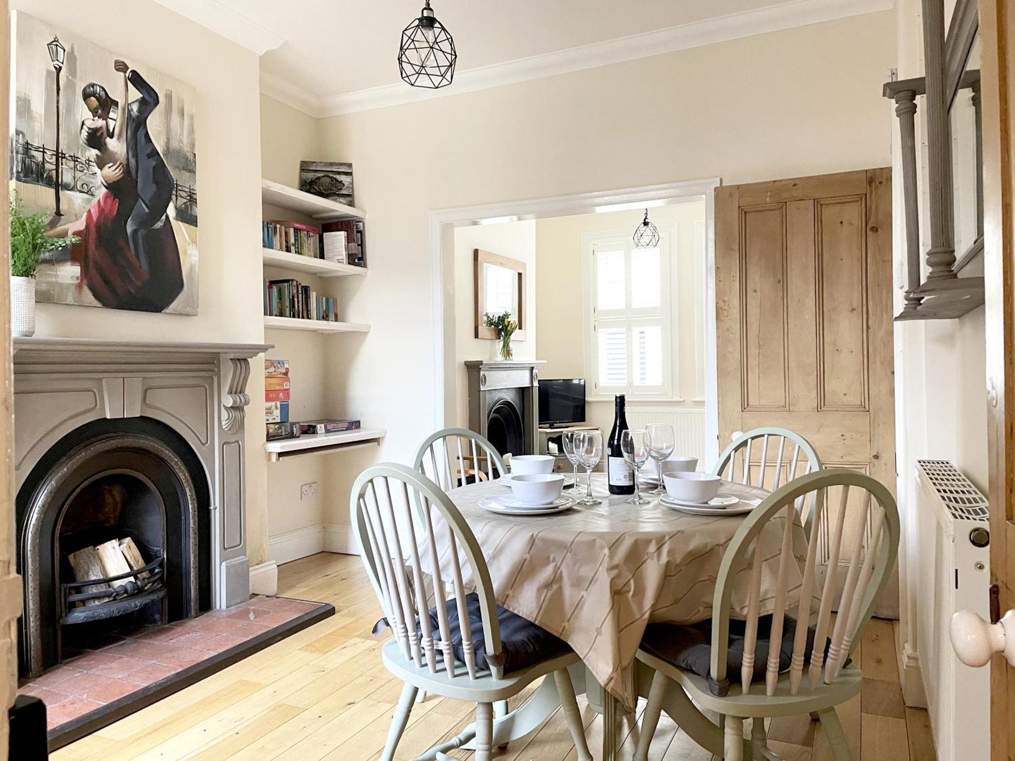 Riverside Lodge - Quaint Victorian Home By The River York Exterior foto
